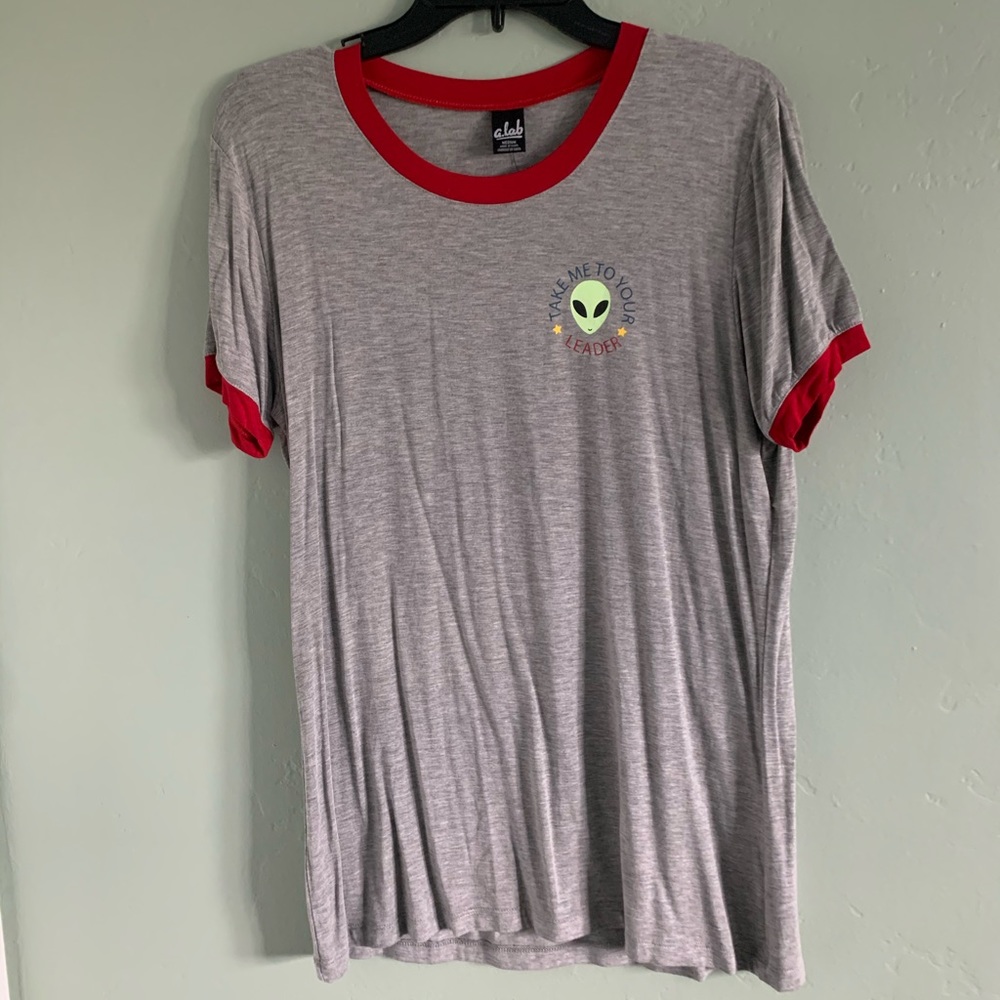 alien tee